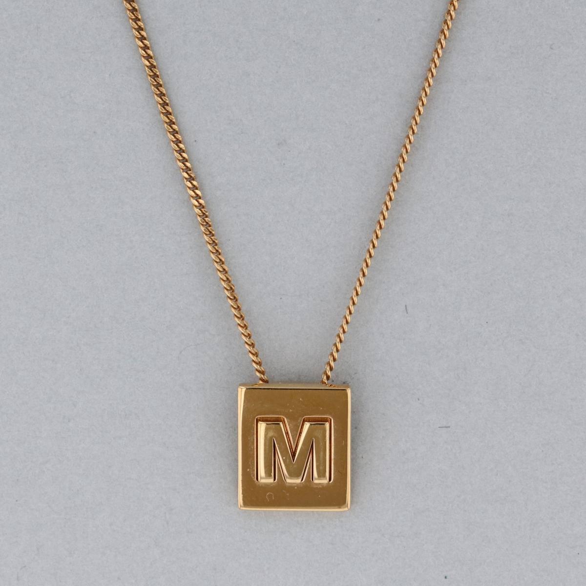 mayuページ！美品！CELINE セリーヌ　イニシャルネックレス 2510713554.jpg?1739944483