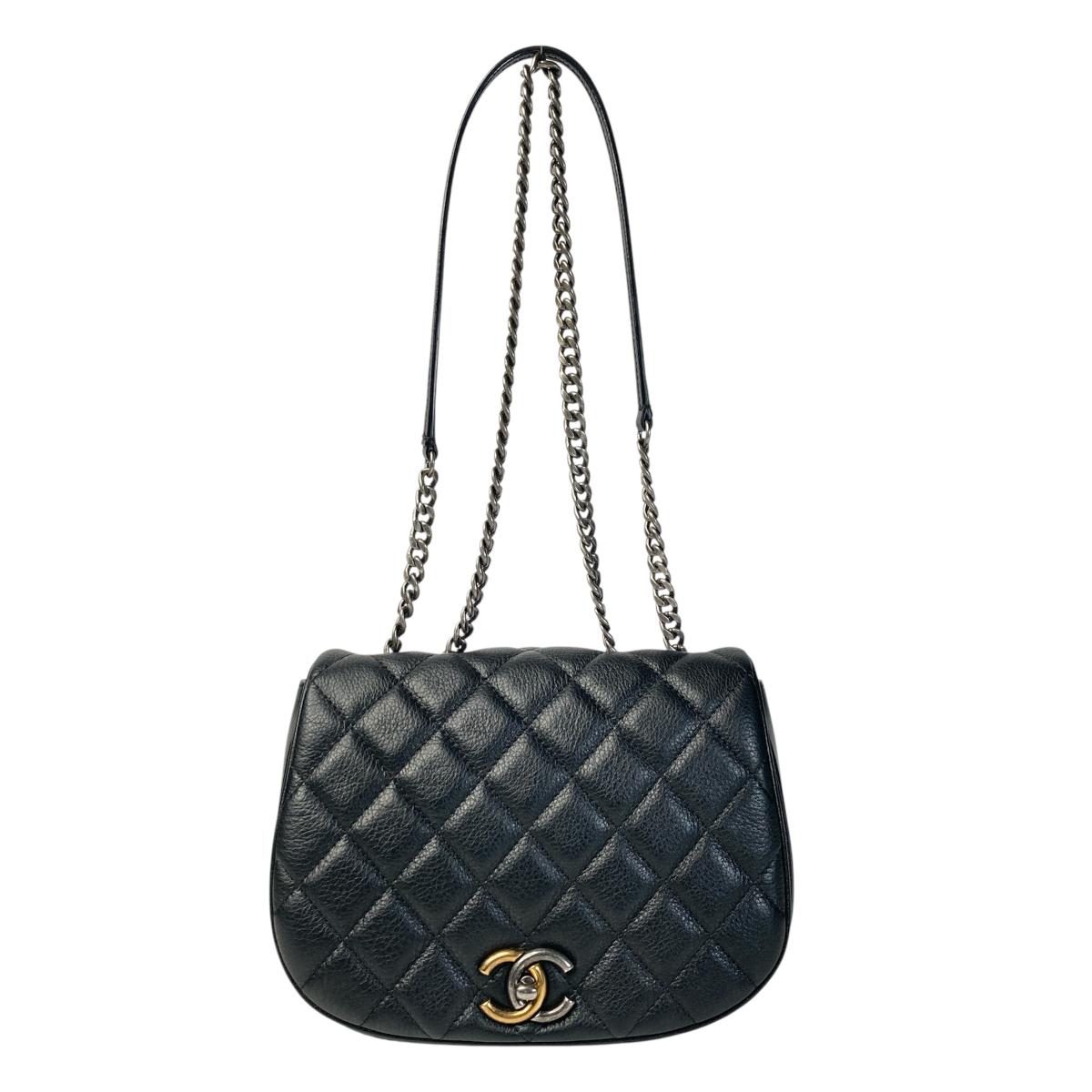 CHANEL 2.55チェーンショルダーバッグ マトラッセ ココマーク ブラック シャネル マトラッセ ココマーク ターンロック チェーン