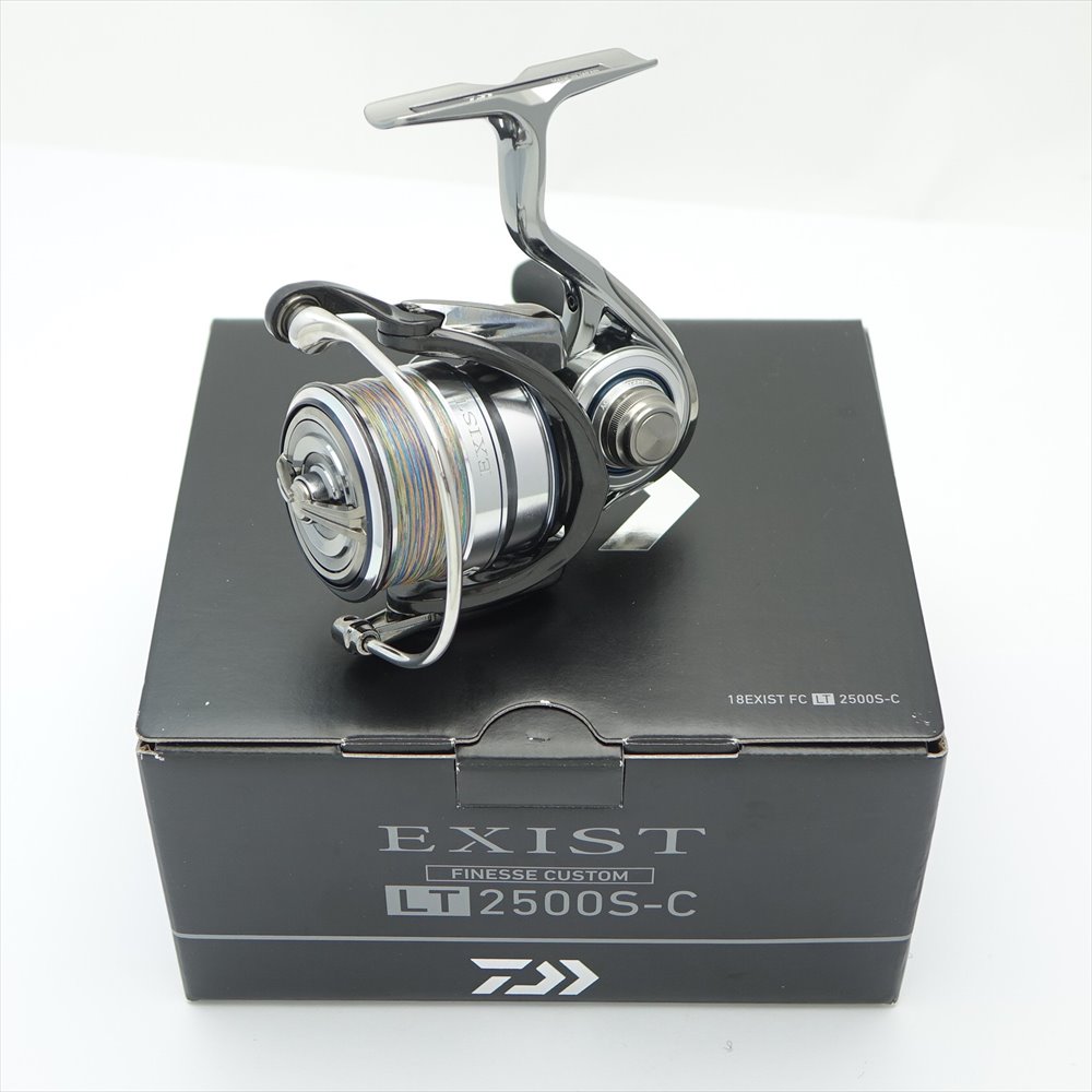 中古 Daiwa ダイワ 18イグジスト Finesse Cystom Lt 2500s C スピニングリール ケース カバン付き人 Lignumvitaesolutions Com