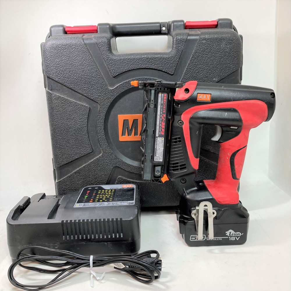 国内在庫 **【中古】MAX マックス 15~35mm 18V 充電式ピンネイラ 充電器?バッテリ1個?ケース付 TJ-35P3 Bランク 電動工具本体 国内在庫 **【中古】MAX マックス 15~35mm 18V 充電式ピンネイラ 充電器?バッテリ1個?ケース付 TJ-35P3 Bランク 電動工具本体