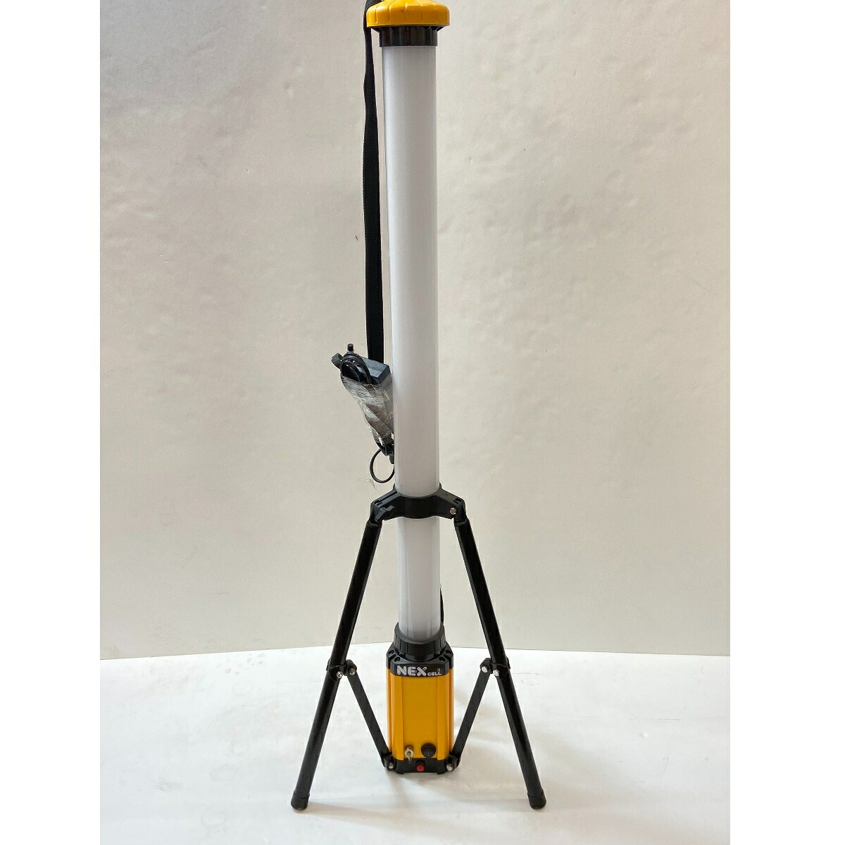 ΦΦ【中古】ネクセル 円筒型LED申し受ける式投光照明器 36W NEX-L36W 黄色 B序列付ける