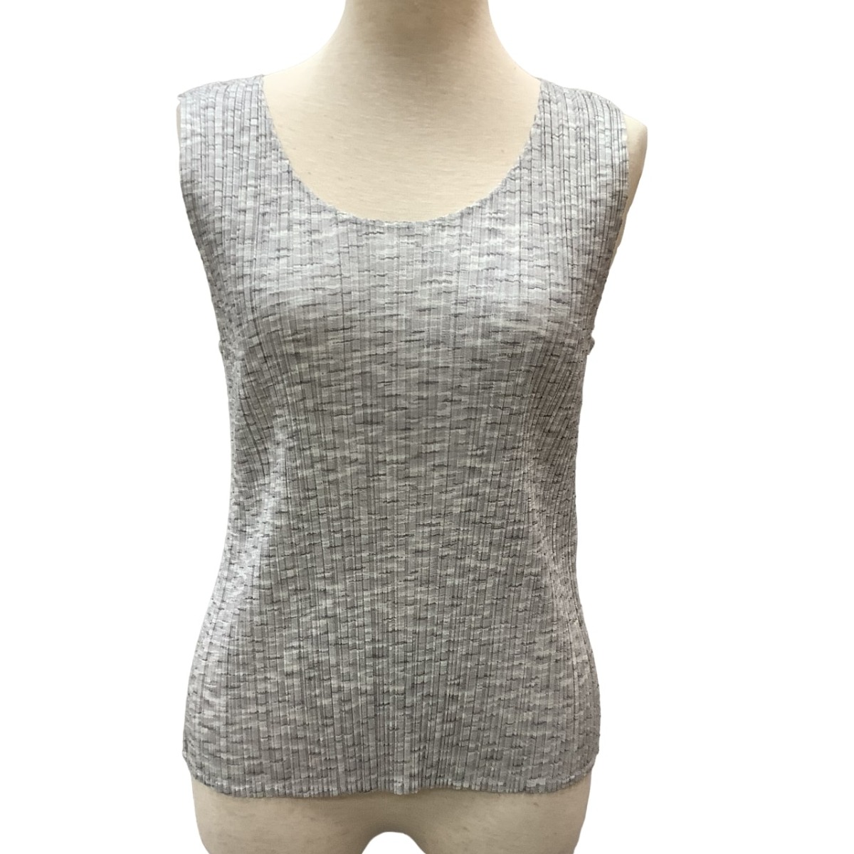 【中古】ISSEY MIYAKE イッセイミヤケ PLEATS PLEASE ノースリーブカットソー PP86-JK728 ライトグレー Bランク