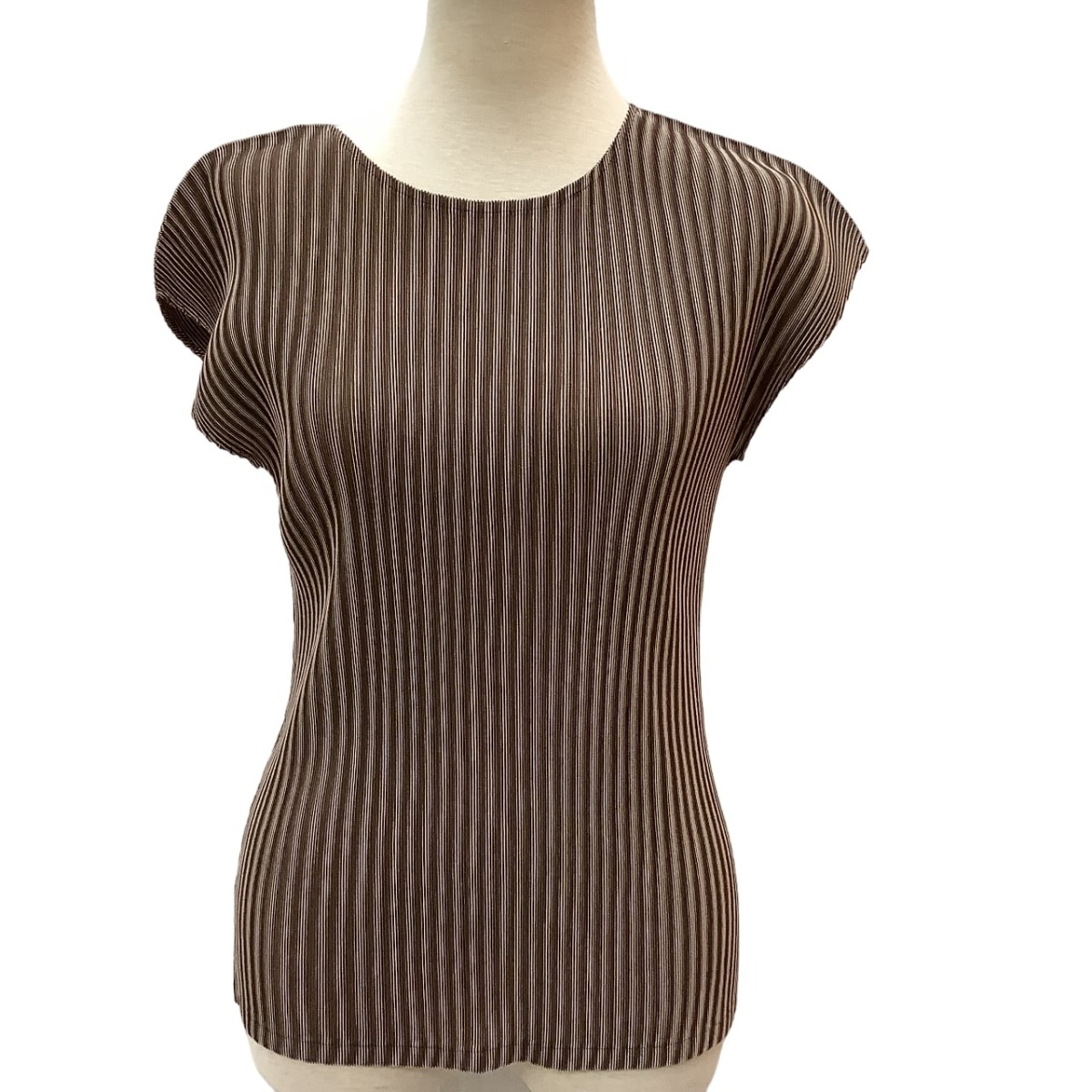 ISSEY MIYAKE FETE イッセイミヤケ プリーツカットソー 楽天市場】【中古】ISSEY MIYAKE PLEATS PLEASE ｜イッセイ