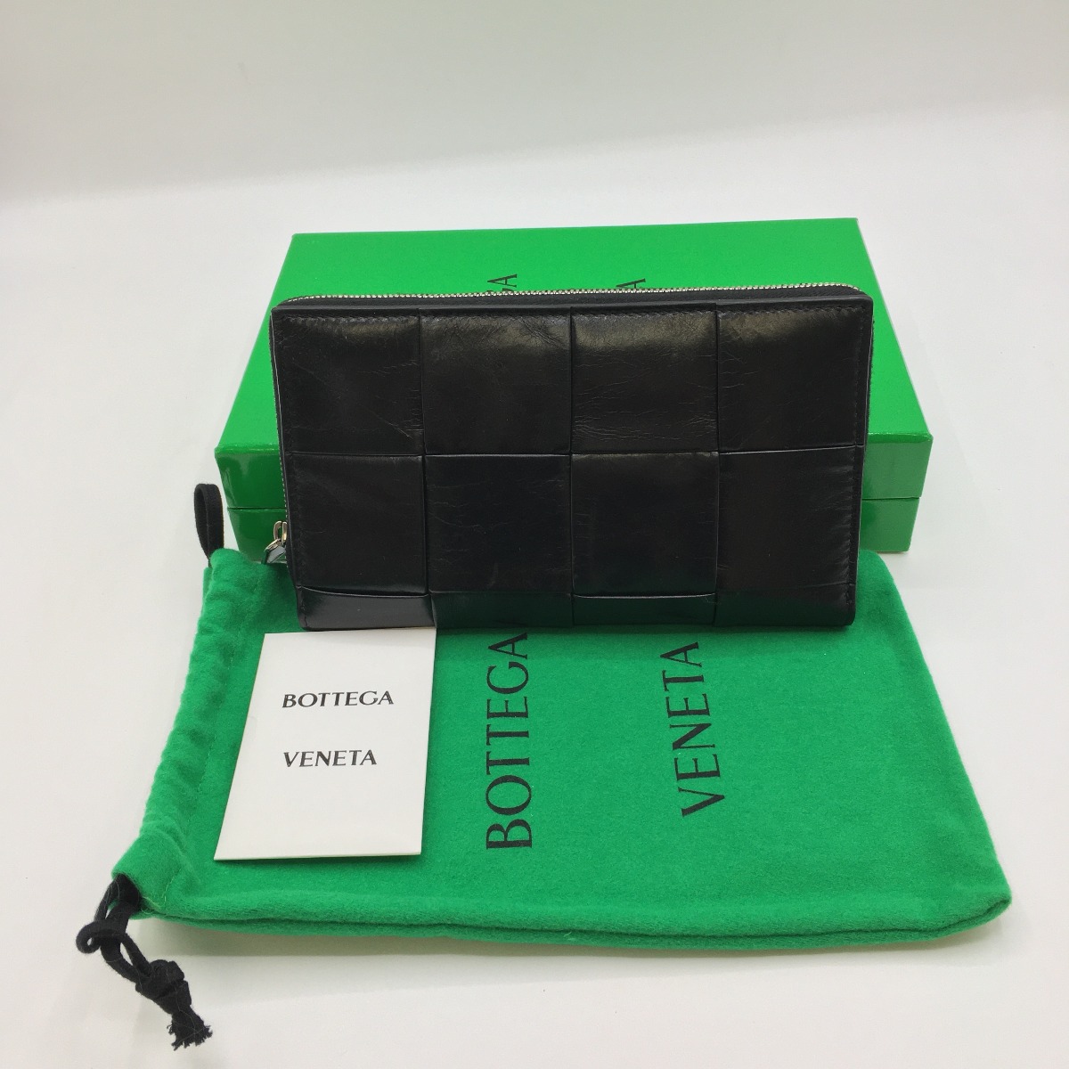 【中古】BOTTEGA VENETA ボッテガヴェネタ カセットジップアラウンドファスナーウォレット 690945 VCQ72 8803 黒いこと B序列付ける