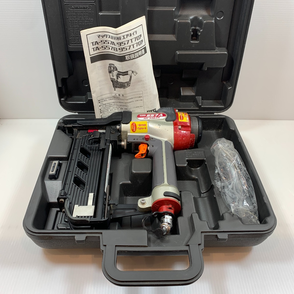 κκ【中古】MAX マックス エアツール エア釘打ち 557A Bランク|リサイクルビッグバン店