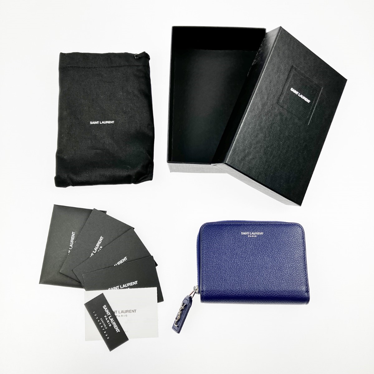 ✨極美品✨サンローラン　二つ折り財布　グレインレザー　ブラック　YSLロゴ Amazon | [サンローランパリ] 二つ折り財布 モノグラム ブラック