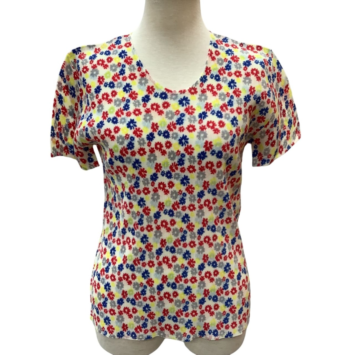 【中古】ISSEY MIYAKE イッセイミヤケ PLEATS PLEASE カットソー SIZE 3 花柄 PP22-FK876 アイボリー Bランク