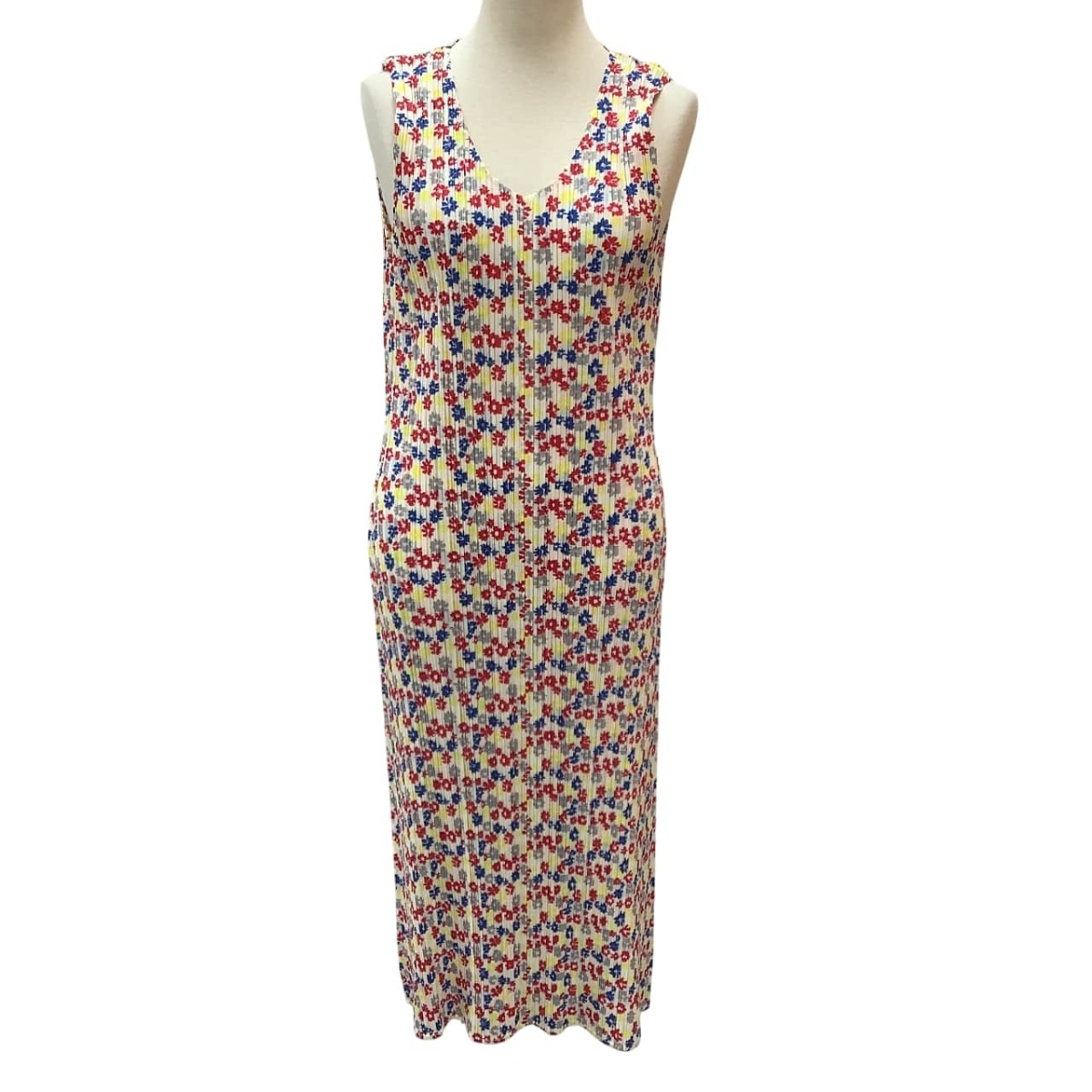 【中古】ISSEY MIYAKE イッセイミヤケ PLEATS PLEASE ワンピース 花柄 SIZE 5 PP22-JH875 ホワイト Bランク