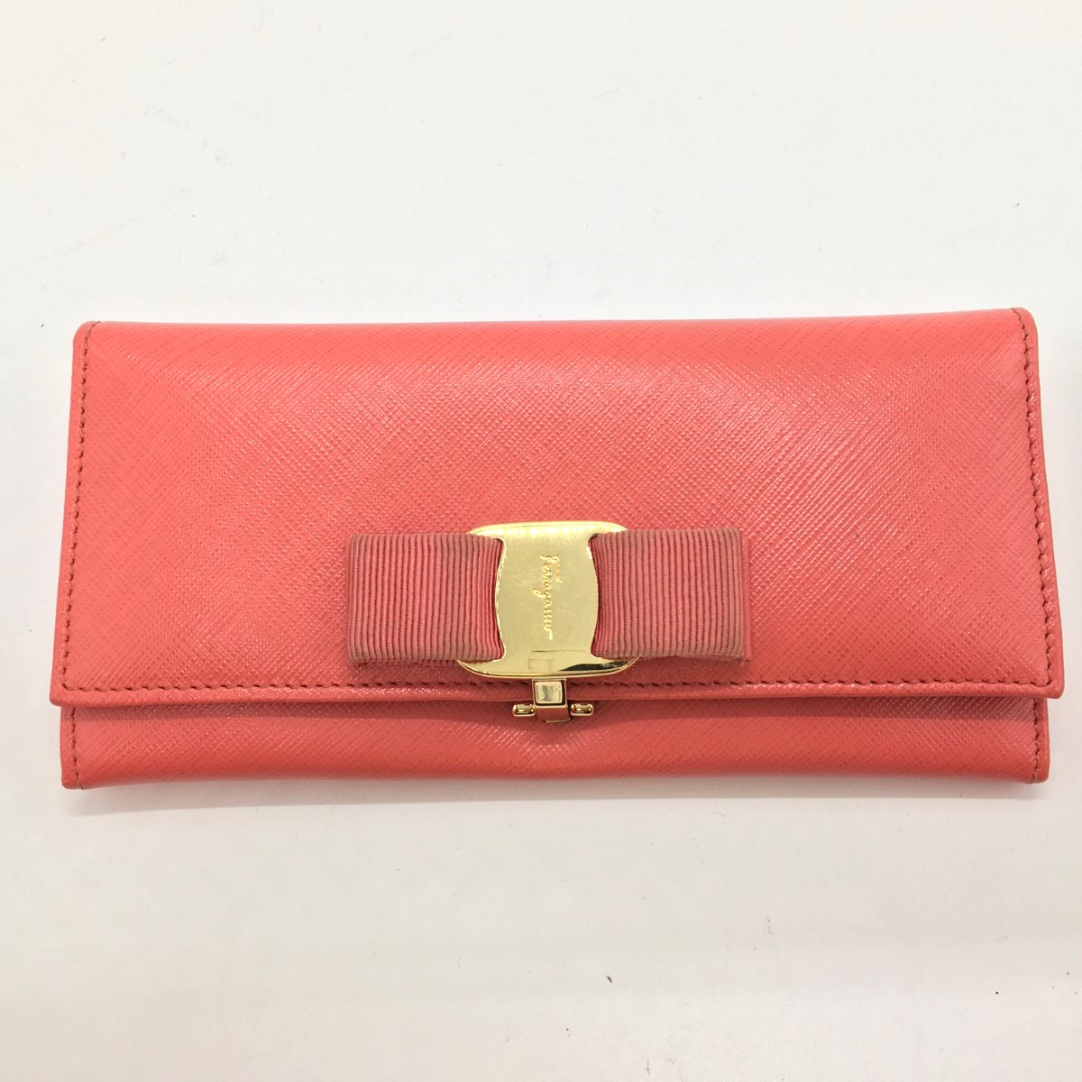 未使用 Ferragamo フェラガモ ヴァラリボン レザー ピンク ゴールド 楽天市場】サルヴァトーレ フェラガモ Salvatore Ferragamo