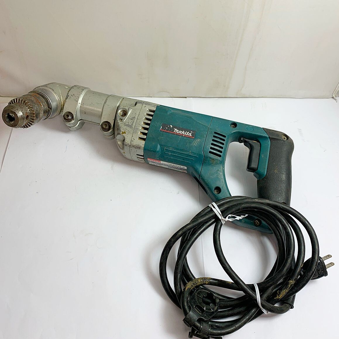 ♭♭【中古】MAKITA マキタ 13mm アングルドリル　本体のみ DA4000LR Bランク