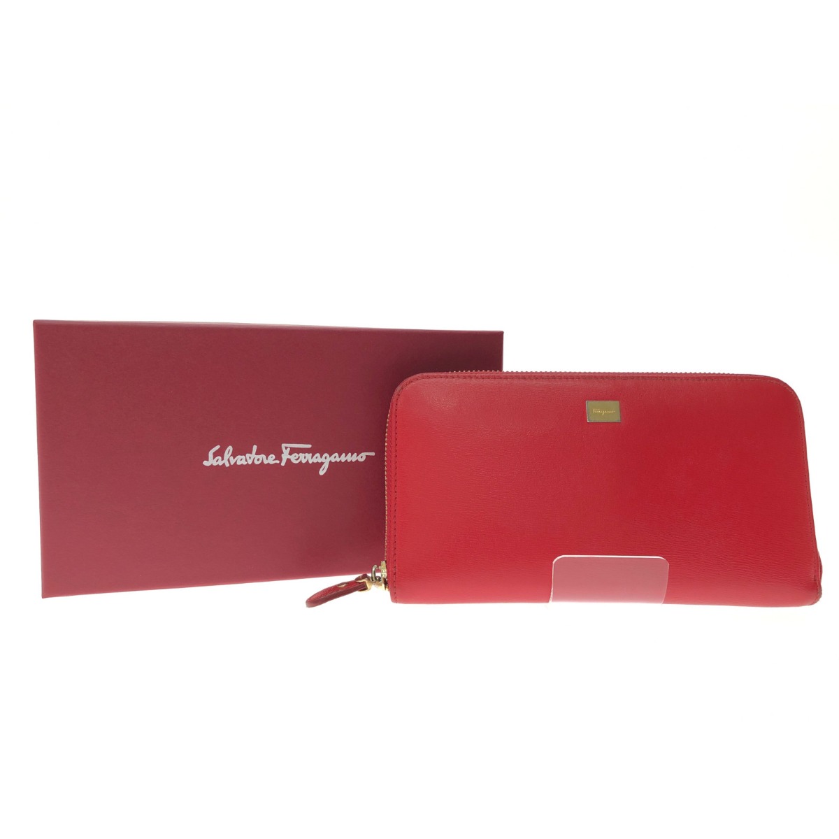 ▼▼【中古】Salvatore Ferragamo フェラガモ レディース 長財布 ラウンドファスナー ゴールドプレート IY-22O013 レッド Bランク|リサイクルビッグバン店