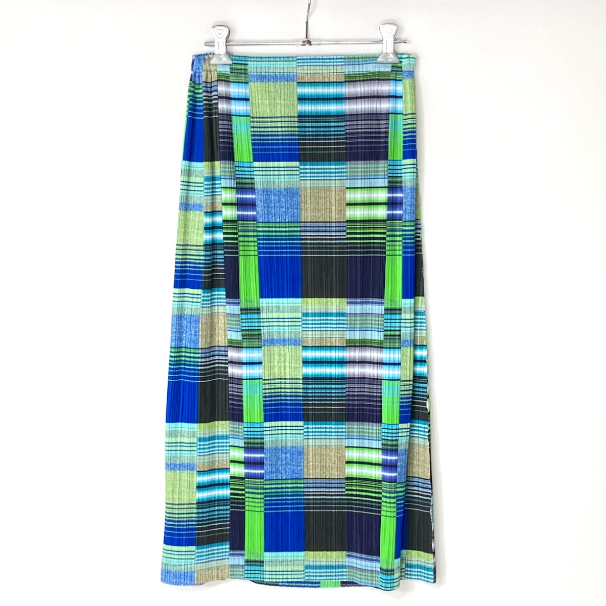 ☆☆【中古】ISSEY MIYAKE イッセイミヤケ PLEATS PLEASE プリーツスカート PP01-J6312 グリーン サイズ 3 レディース Bランク