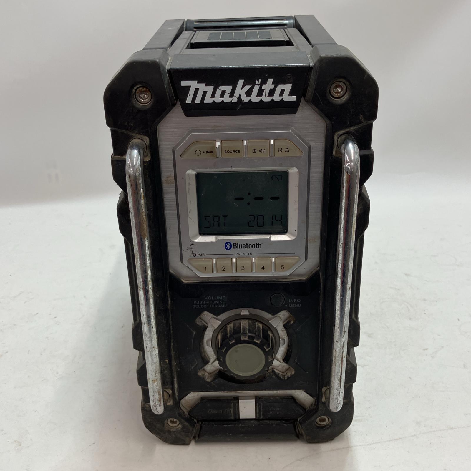 【中古】MAKITA マキタ 申し受ける式ラジオ受信機 MR106 本体のみ C序列付ける