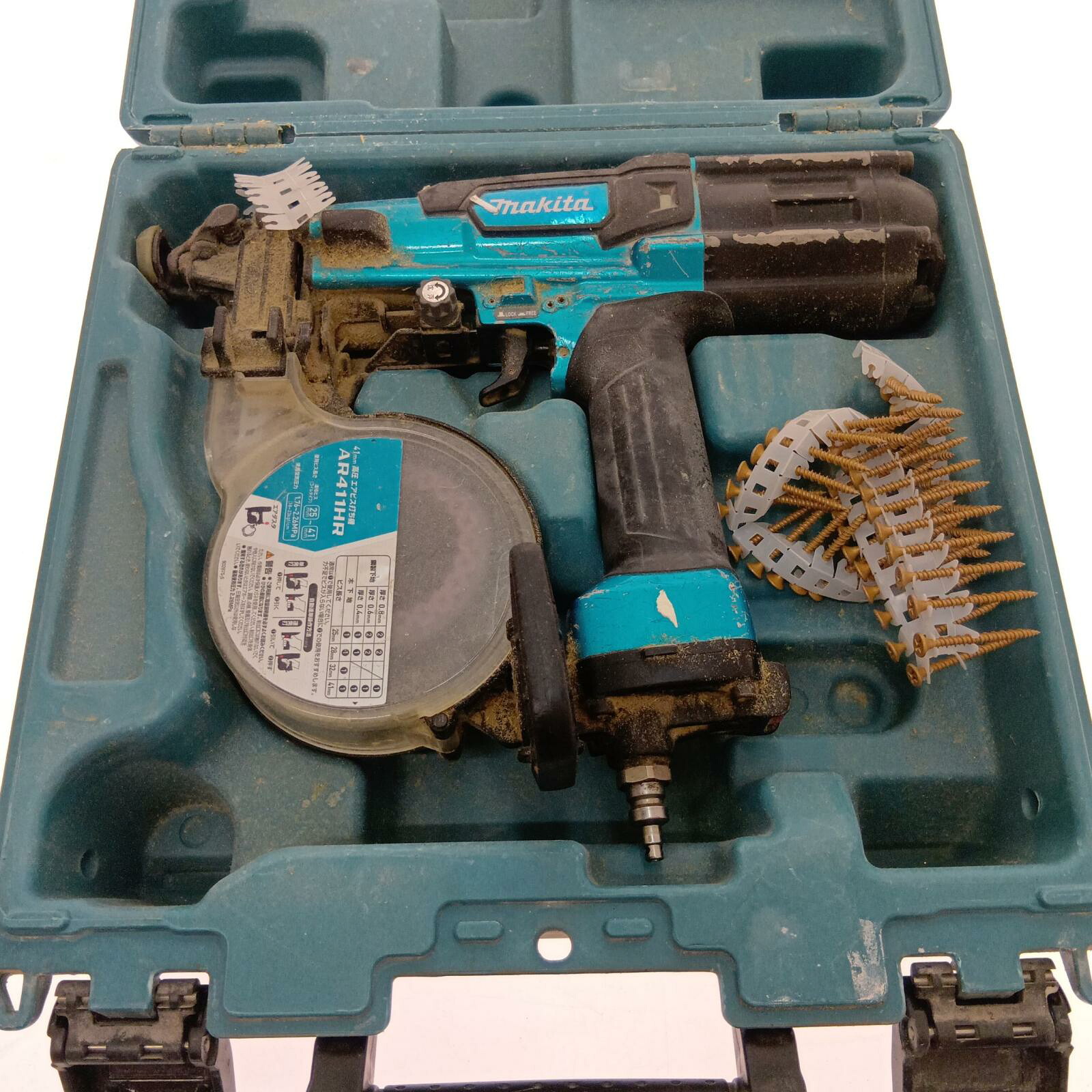 □□【中古】MAKITA マキタ 41粍高圧大気圏ねじ釘打ち機  AR411HRM C序列付ける