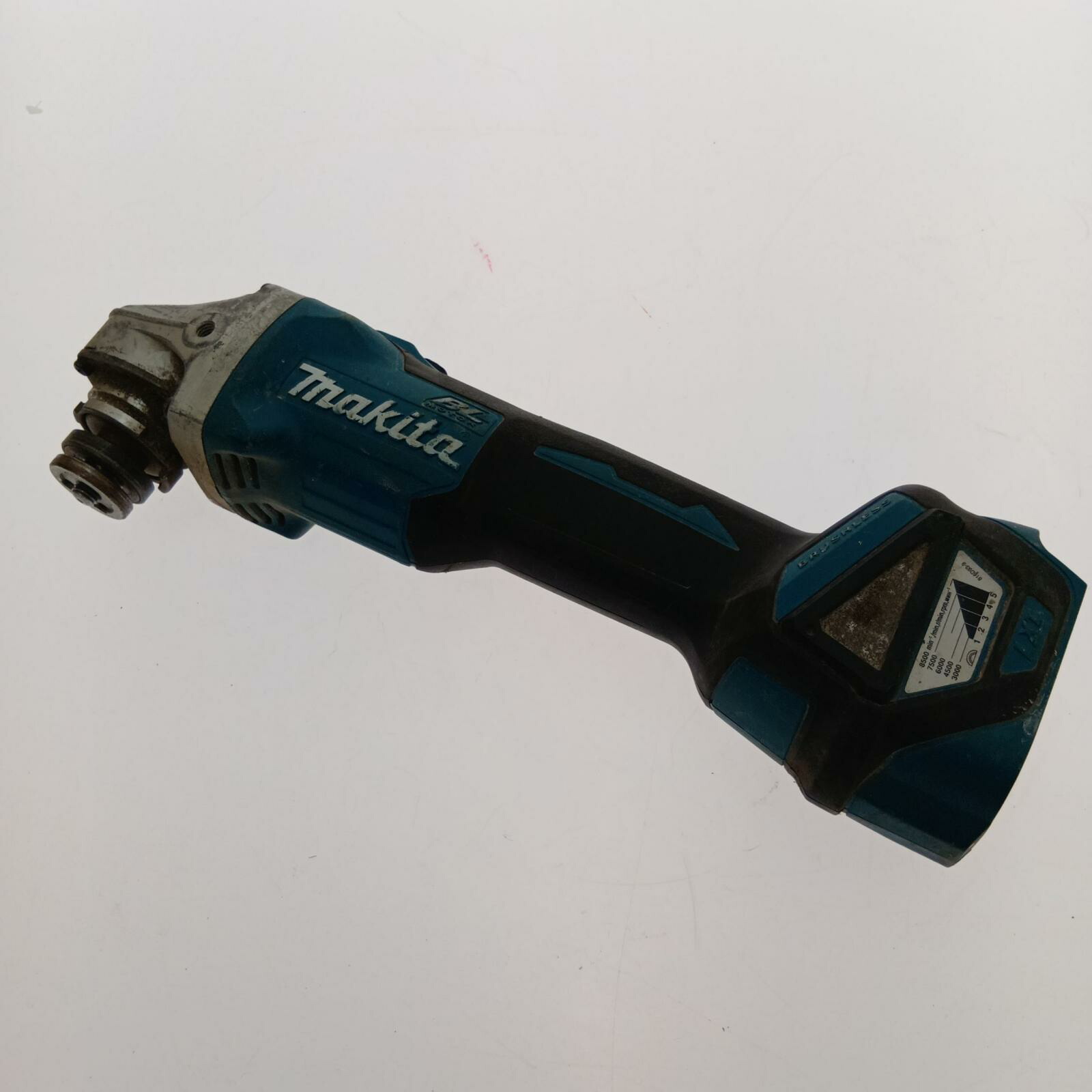 □□【中古】MAKITA マキタ 100粍申し受ける式ディスクグラインダ  GA412D 本体のみ C価値づける