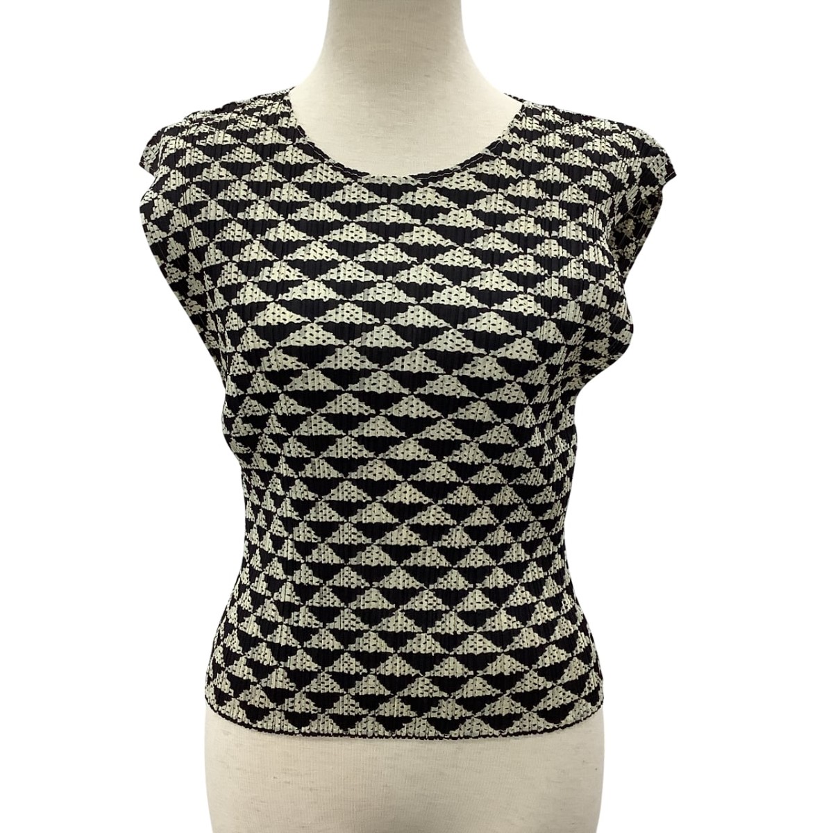 【中古】ISSEY MIYAKE イッセイミヤケ PLEATS PLEASE カットソー 総柄 SIZE 3 PP82-JK574 ベージュ×ブラック Bランク