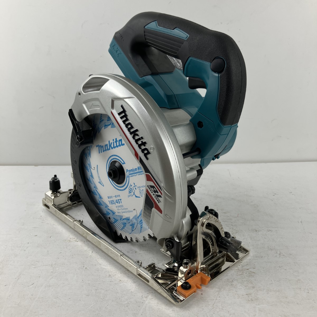 ЗЗ【中古】MAKITA マキタ 18v 165粍 申し受ける式丸のこ 乾電池x2 申し受ける器 入れもの付 HS631D 青色 S位置付ける 電動工具本体-電気丸のこ