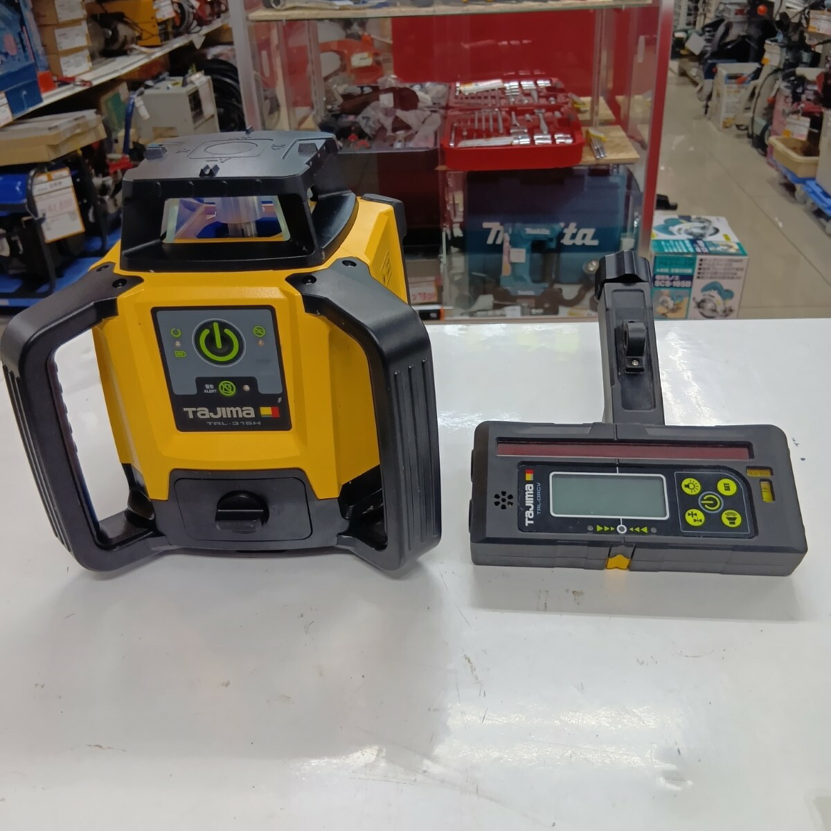 【中古】TAJIMA タジマ TRL-315H イエロー レーザー機器 ローティングレーザー TAJIMA TRL-315H イエロー ジャンク品(D) レシーバー,ケース コードレス式 911-16056 キズ・ヨゴレ有 Dランク