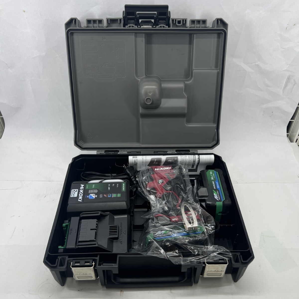 〇〇【中古】HiKOKI ハイコーキ インパクトドライバ 未使用品 充電器・充電池2個・ケース付 36v WH36DD レッド Sランク｜リサイクルビッグバン店 31,460円