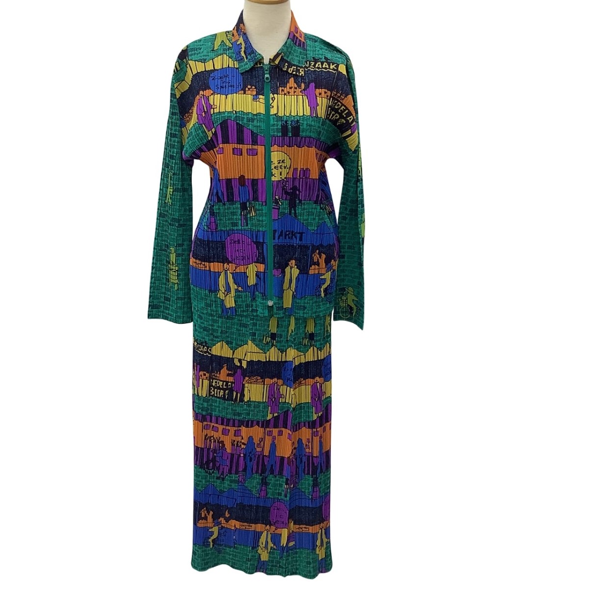 【中古】ISSEY MIYAKE イッセイミヤケ 滅多に無い PLEATS PLEASE 上衣 スコート セットアップ 石畳の街見晴らし SIZE 3 緑であること B位置づける