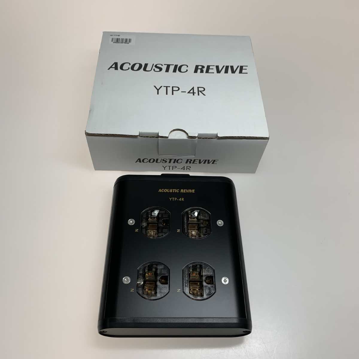 ●●【中古】ACOUSTIC REVIVE 生きて行く家電 ワット数BOX  YTP-4R A価値づける