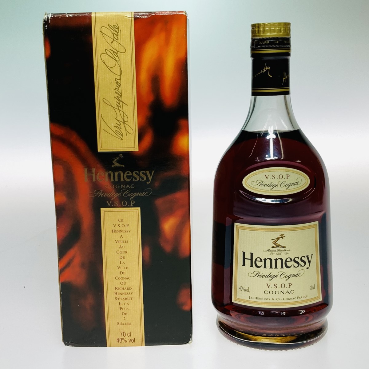 楽天市場】【箱付き】Hennessy ヘネシー VSOP プレヴィレッジ 700ml