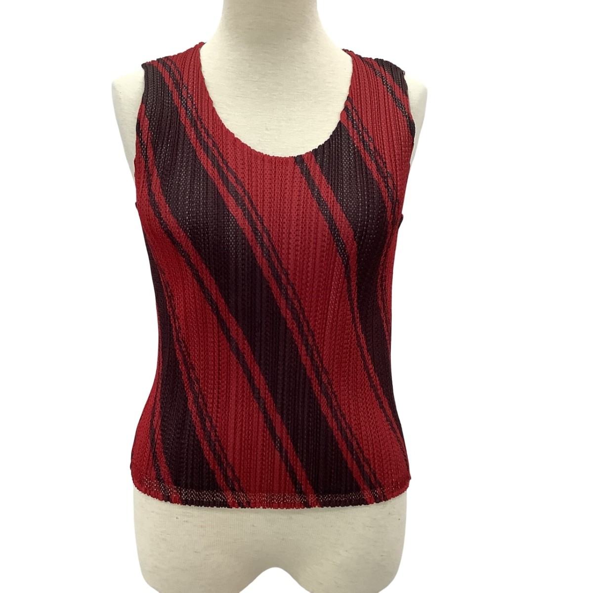 【中古】ISSEY MIYAKE イッセイミヤケ PLEATS PLEASE ノースリーブカットソー SIZE 3 PP64-JK321 レッド Bランク
