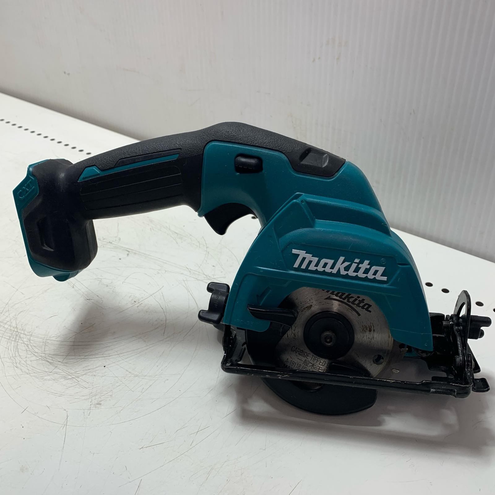 【中古】MAKITA マキタ 85粍 申し受ける式マルノコ HS301D A位置づける
