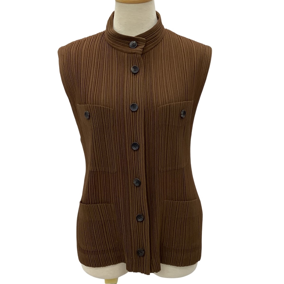 【中古】ISSEY MIYAKE イッセイミヤケ プリーツ ノースリーブシャツ ベスト SIZE L IM74-FE901 ブラウン Bランク｜リサイクルビッグバン店