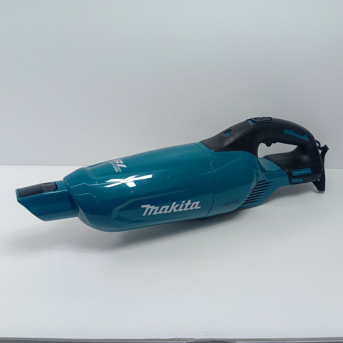 【エントリーポイント10倍|7/19 20:00-7/26 1:59】【送料無料】【中古】MAKITA マキタ クリーナー CL280FD グリーン Bランク|リサイクルビッグバン店