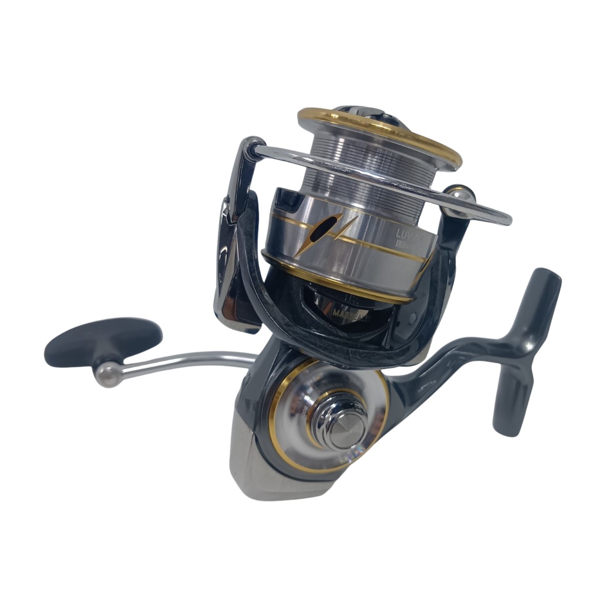 【中古】DAIWA ダイワ スピニングリール DAIWA LUVIAS LT4000 度合いB LUVIAS LT4000 B位置付ける リール本体-リール-フィッシング