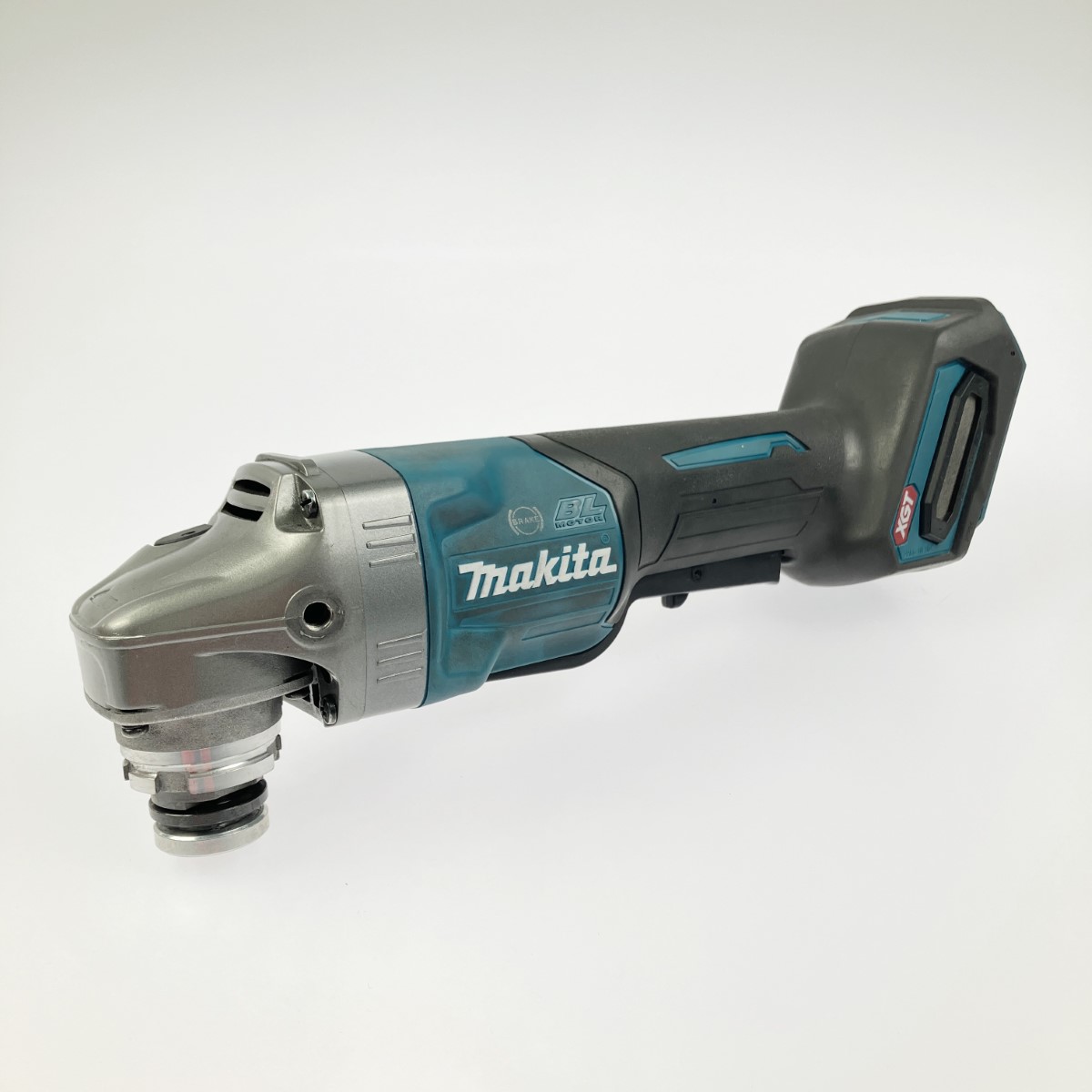 【中古】MAKITA マキタ 申し受ける式ディスクグラインダ 40v 100粍 GA009GZ B価値づける