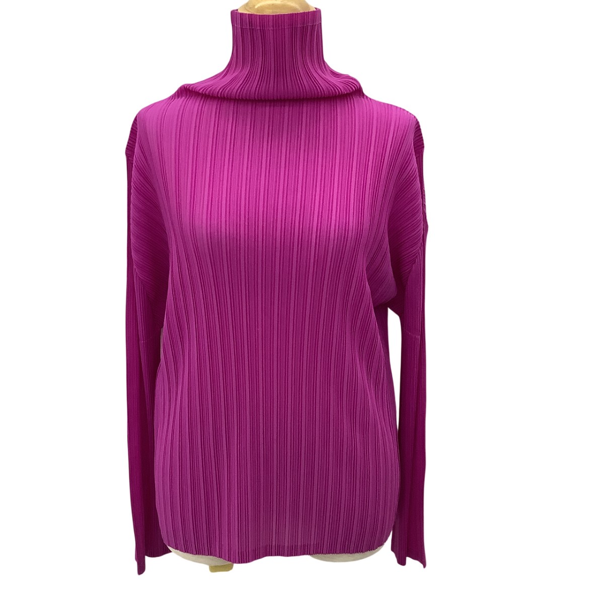 【中古】ISSEY MIYAKE イッセイミヤケ PLEATS PLEASE カットソー SIZE 3 PP43-FK322 ショッキングピンク Bランク