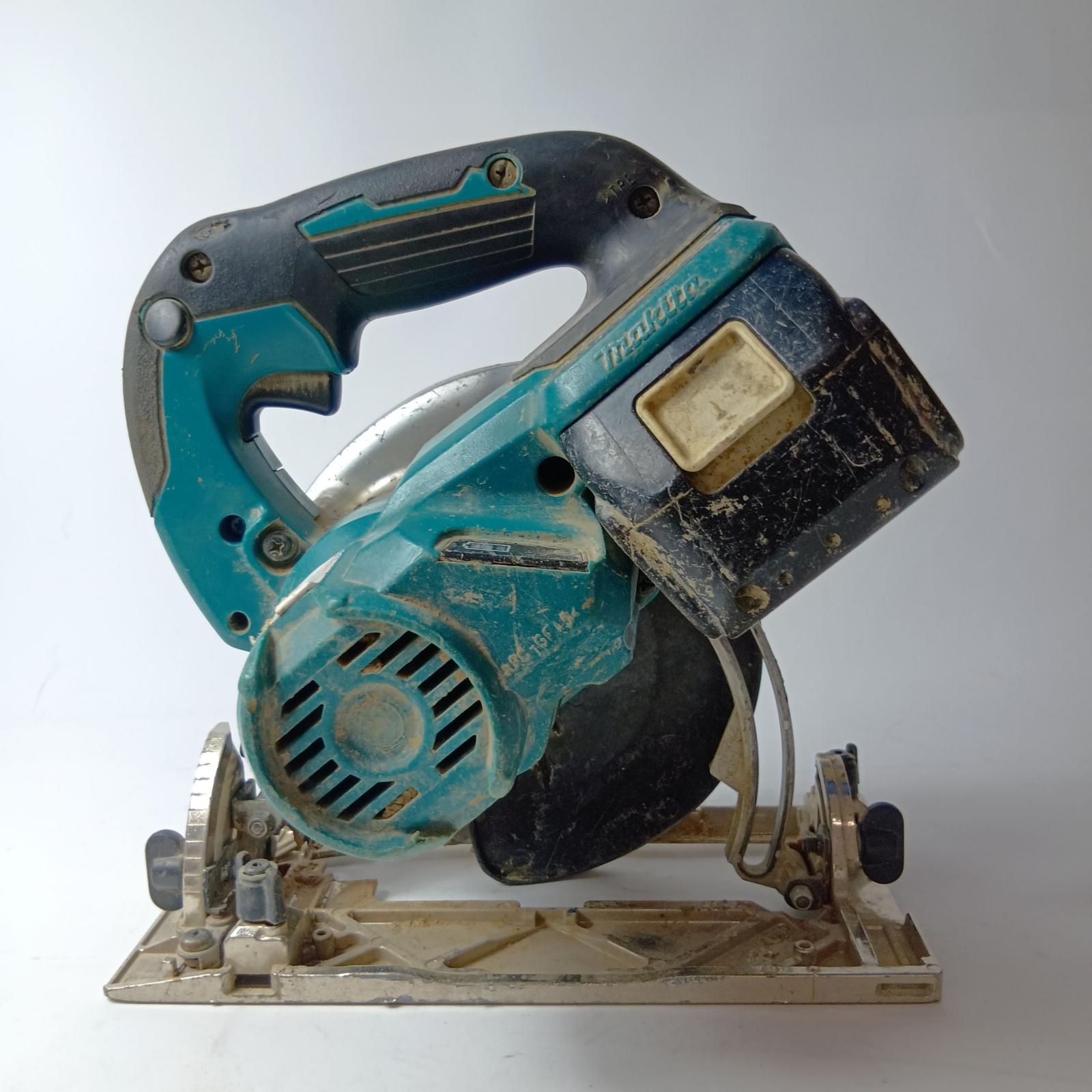 【中古】MAKITA マキタ 丸のこ HS631D ブルー 充電池1個付 コードレス式 165mm 18v 148666 Cランク