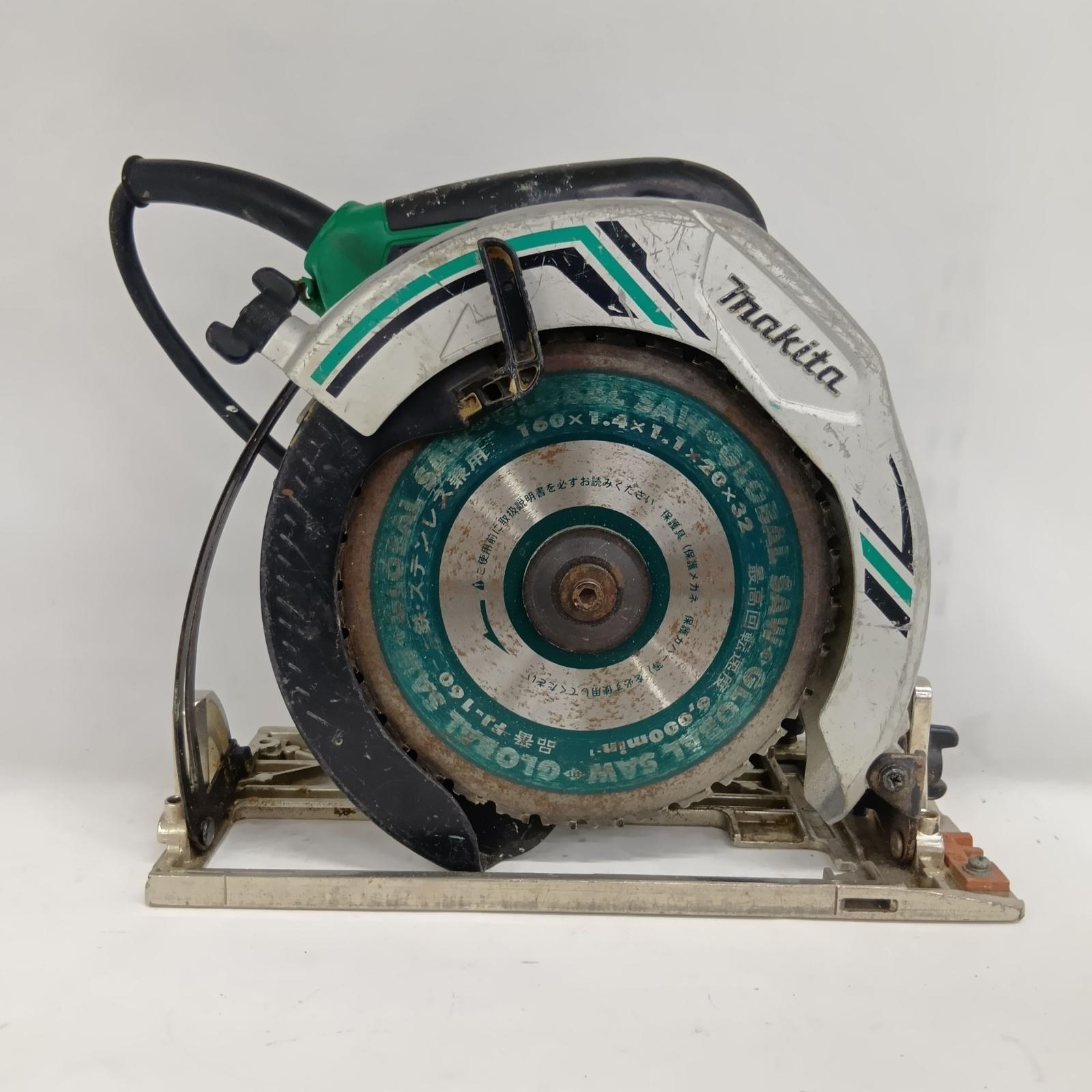【中古】MAKITA マキタ 丸ノコ M585 緑であること 本体のみ 100v 吊りひも打ちこわれるあり C序列付ける