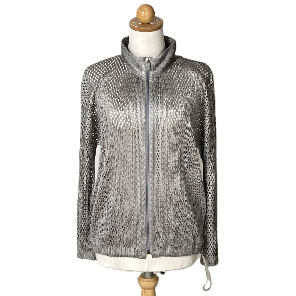 【中古】ISSEY MIYAKE イッセイミヤケ PLEATS PLEASE カーディガン PP83-JC592 グレー サイズ 3 レディース Bランク｜リサイクルビッグバン店