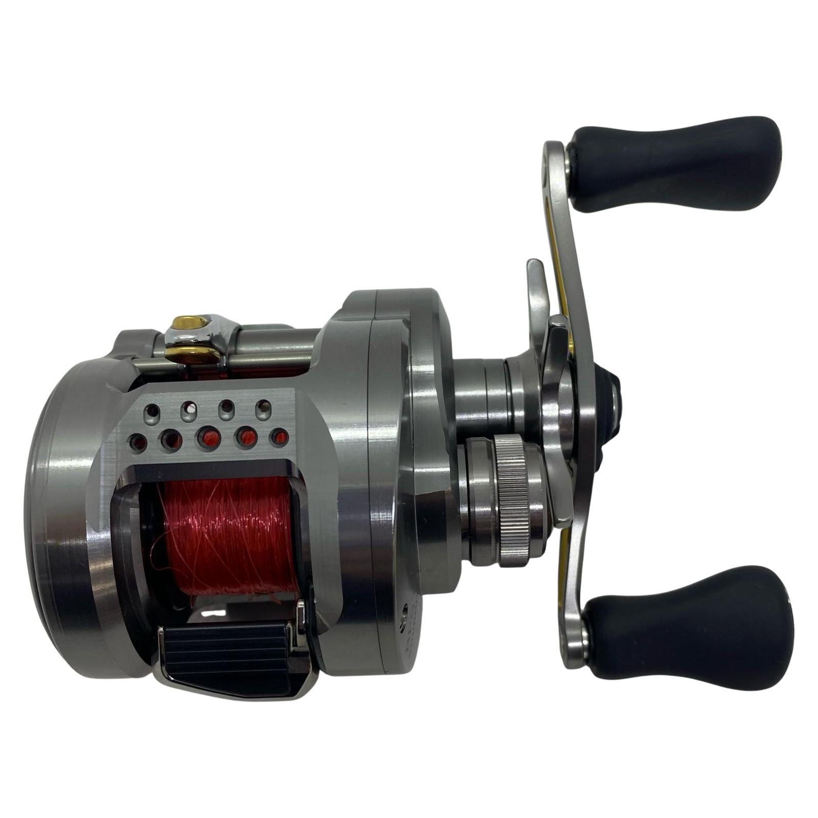 【中古】SHIMANO シマノ スピニングリール　23カルカッタコンクエストBFS XGR 箱付 045706 Aランク