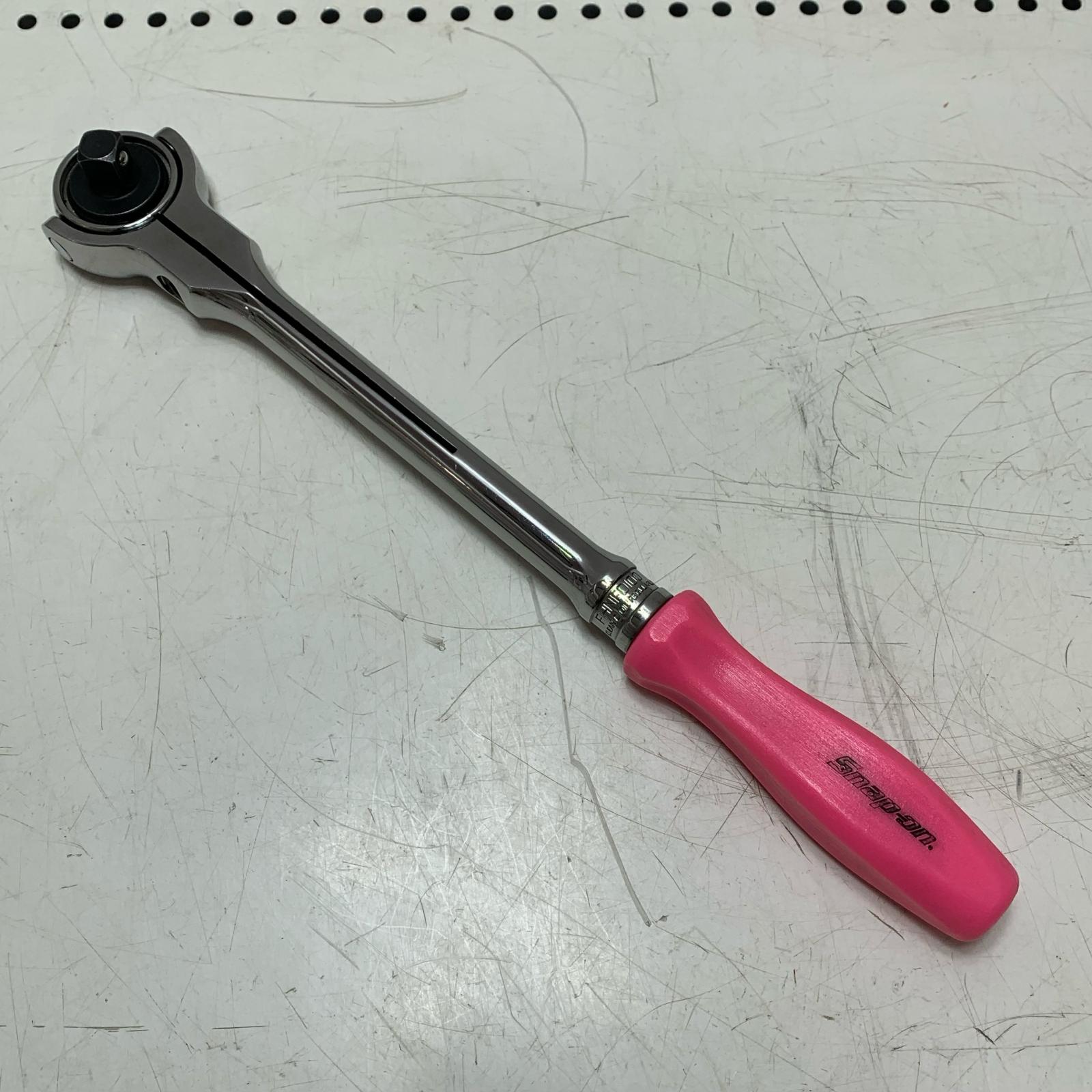 【中古】Snap-on スナップオン  3/8スイベルラチェット FHNFD100 ショッキングさくら色 美品 A位置づける