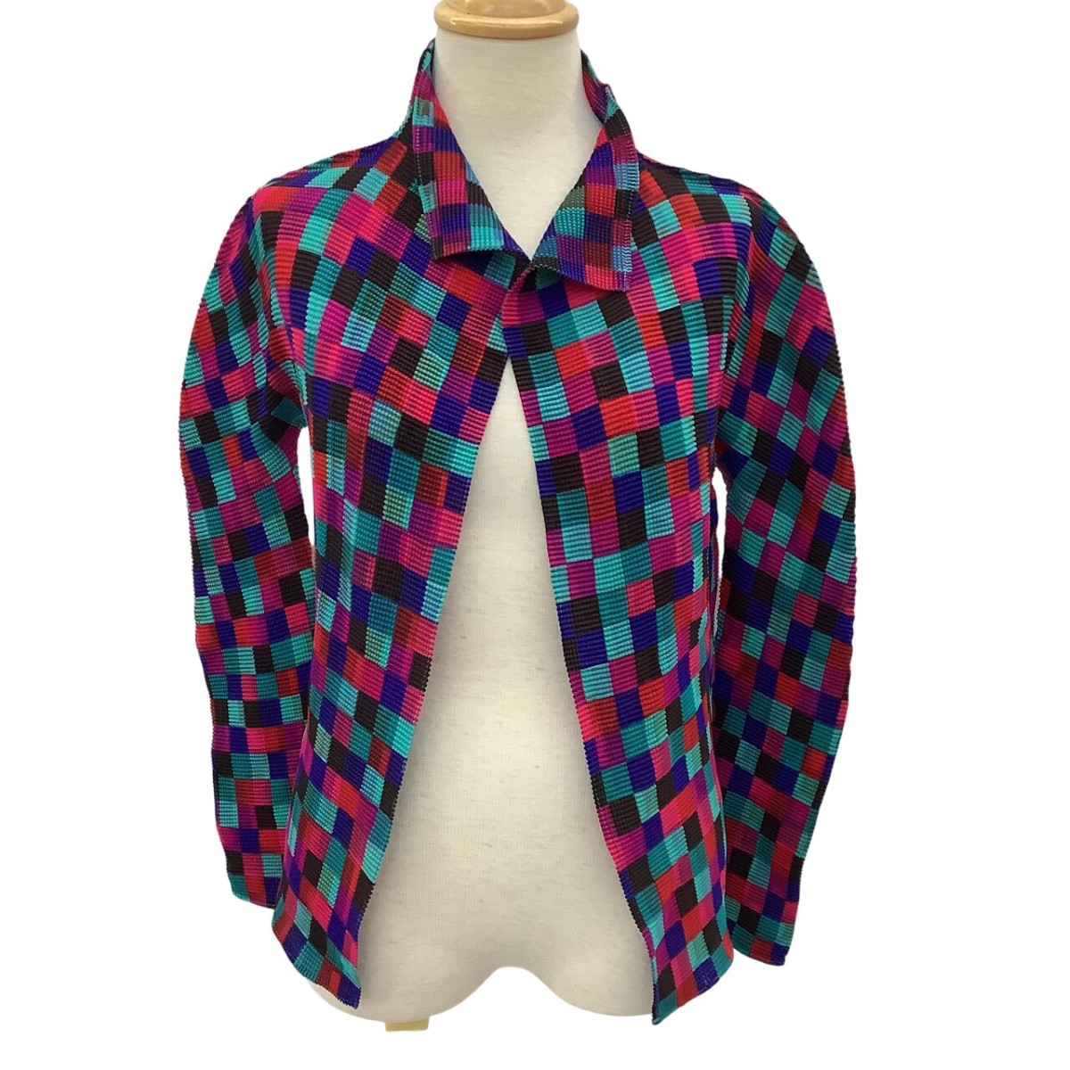 【中古】ISSEY MIYAKE イッセイミヤケ レディース ワッフルプリーツ カーディガン 総柄 マルチカラー Bランク