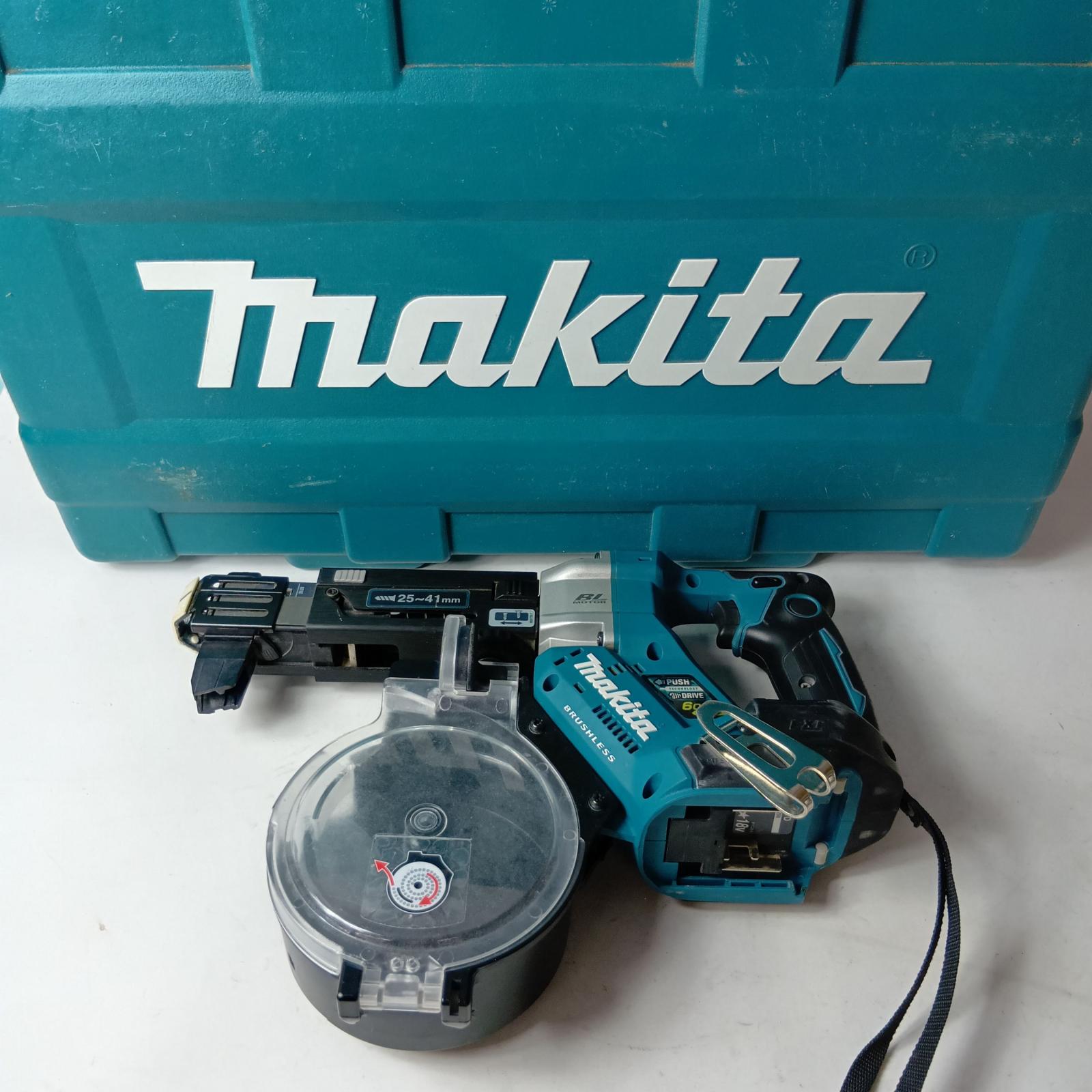 【中古】MAKITA マキタ ねじ釘１番ウッド コードレス式 18v FR451D 青碧 容れもの付 B序列付ける