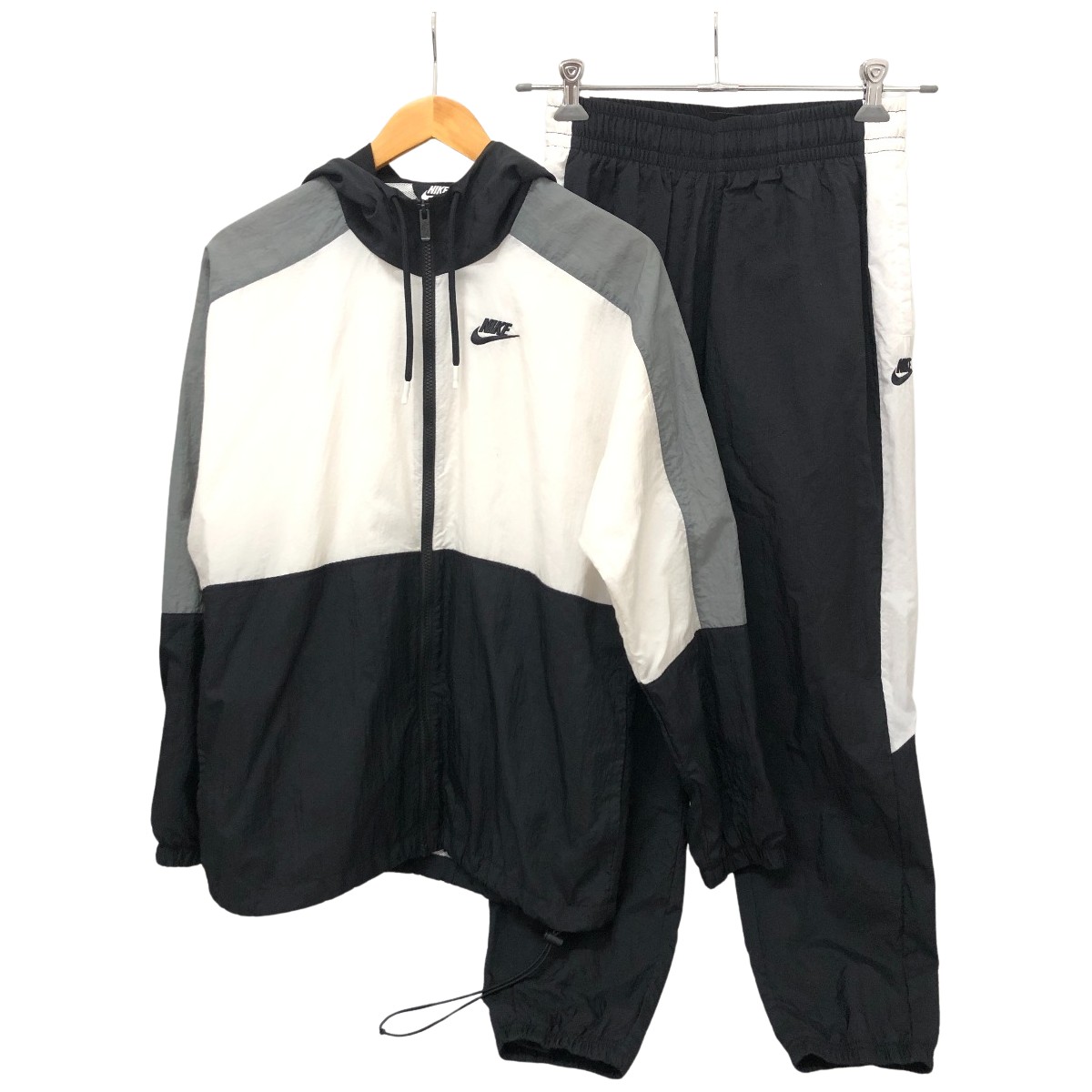 【エントリーポイント10倍|7/19 20:00-7/26 1:59】【送料無料】【中古】NIKE ナイキ セットアップ ウインドブレーカー SIZE S CJ4564-010 ブラック×ライトグレー×ホワイト Cランク|リサイクルビッグバン店
