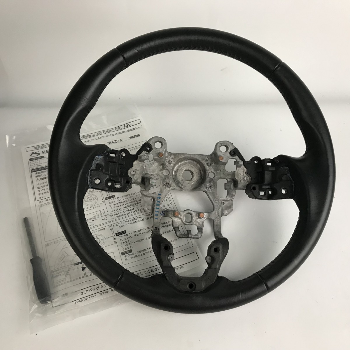 【中古】KENSTYLE(ケンスタイル) MAZDA マツダ 純正本革巻き オリジナルステアリング ブラックレザー Bランク 12,887円