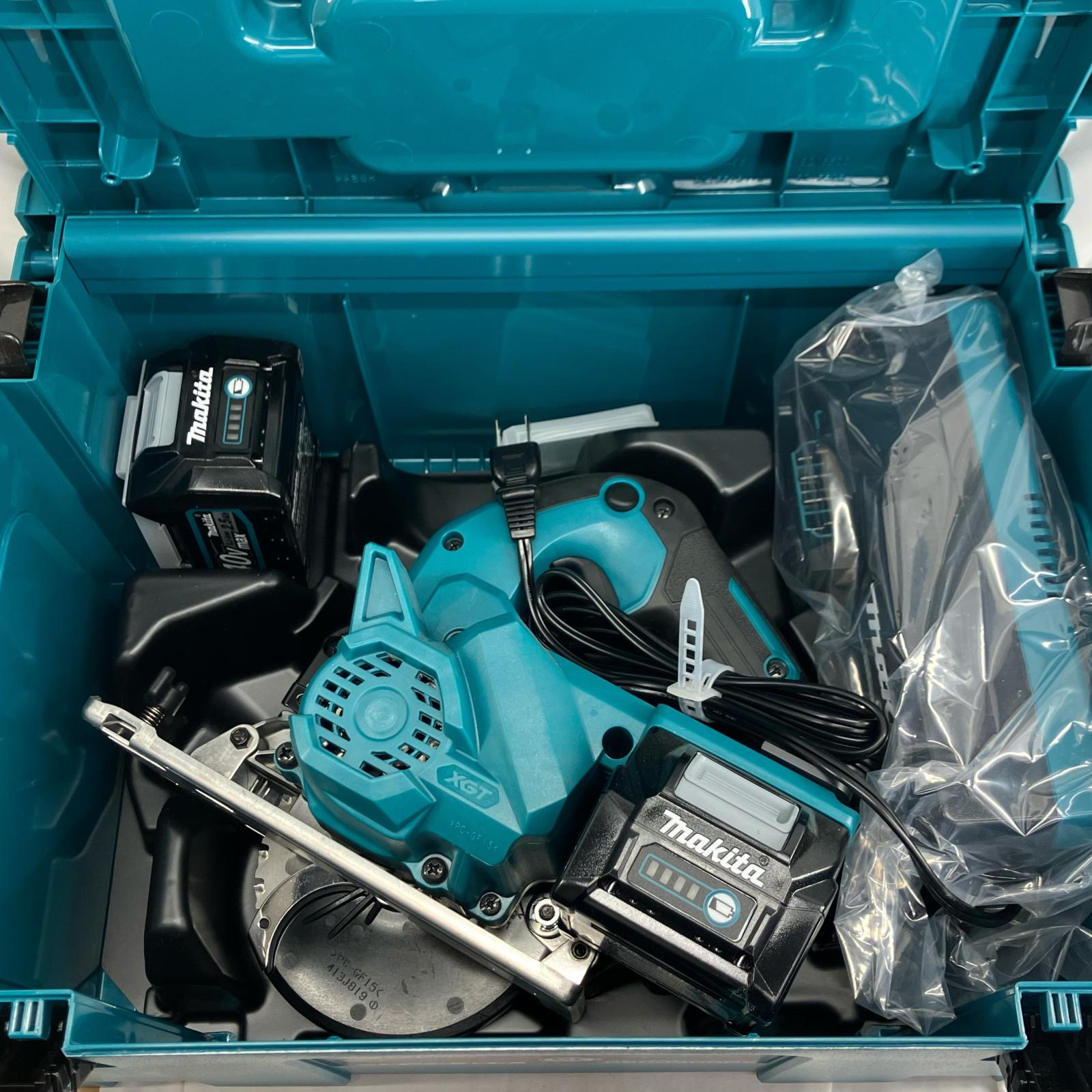 【中古】MAKITA マキタ チップソーカッター MAKITA CS003GRDX 青碧 未当て嵌める品(S) 申し受ける器・申し受ける池2個・容れもの付 コードレス式 125粍 40v 2.h CS003GRDX 青碧 S位置づける