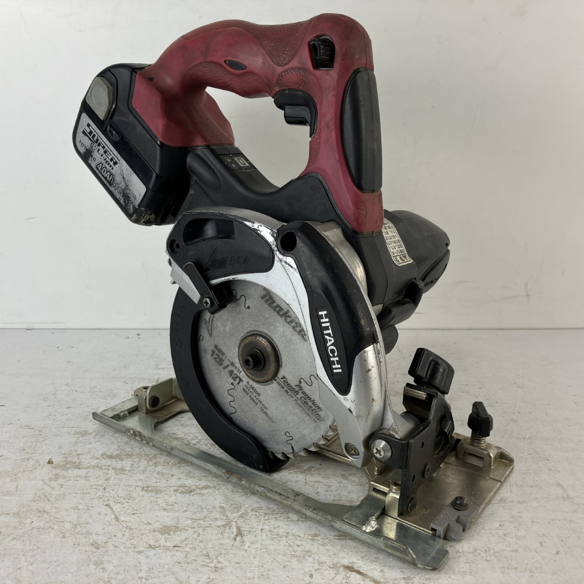【中古】HITACHI 日立 14.4v 125粍 コードレス丸のこ 乾電池x1付 ※申し受ける器皆無 C14DSL 黒いこと×サクラ色 C序列付ける