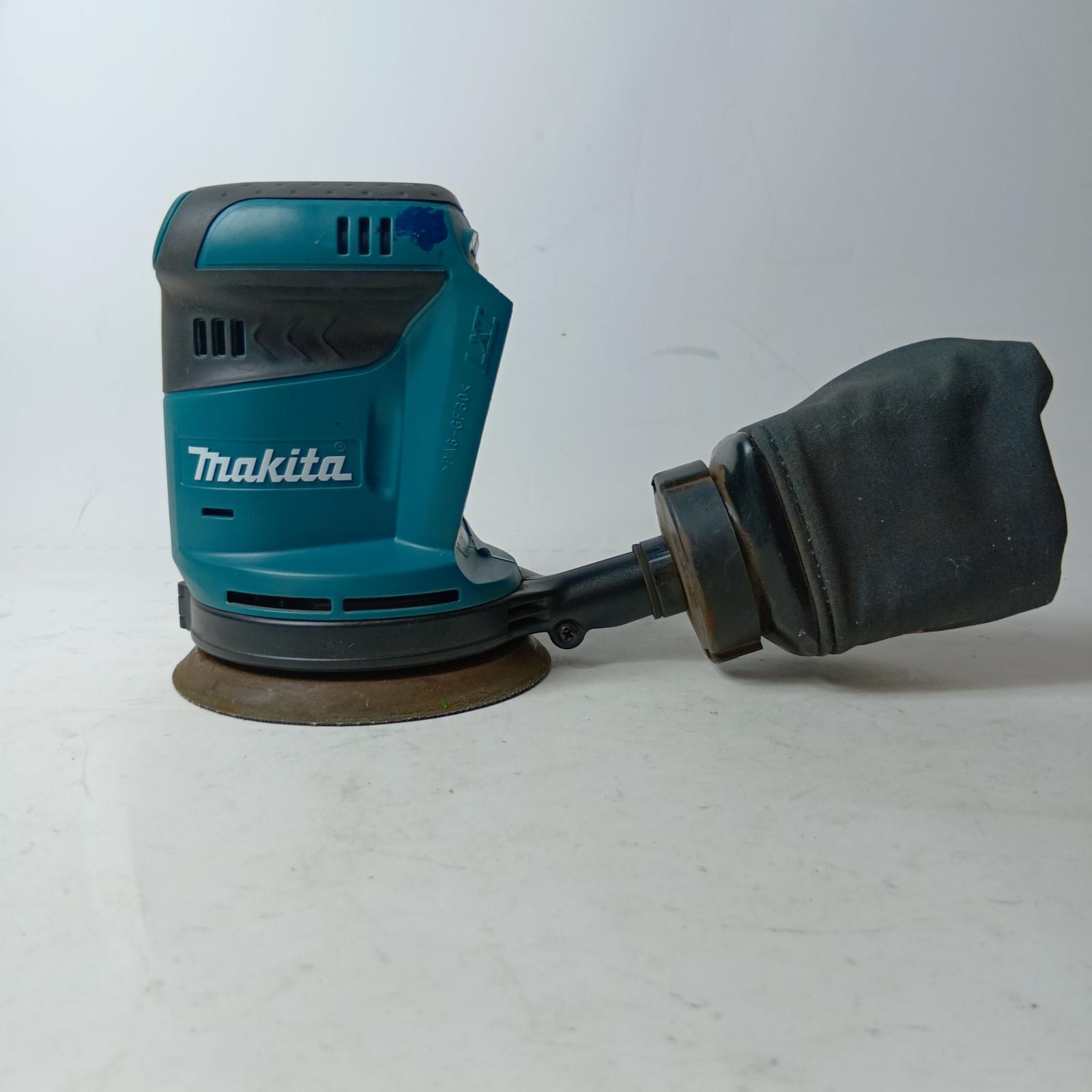 【中古】MAKITA マキタ 申し受ける式ランダムオービットサンダ BO180D 青色 本体のみ コードレス式 18v C価値づける