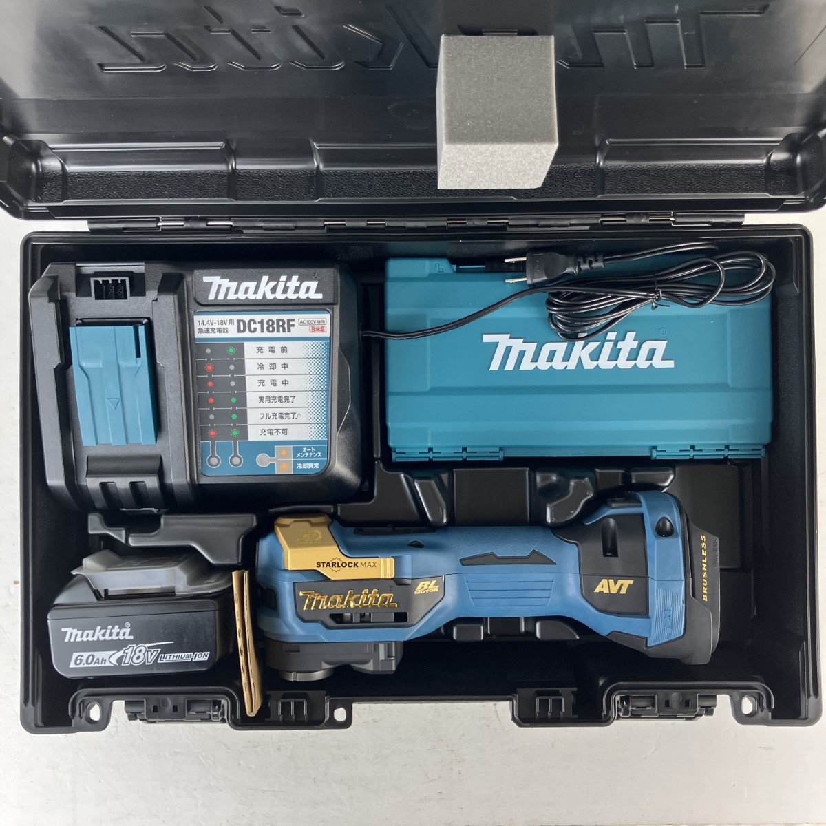 【中古】MAKITA マキタ 20周年 18v 申し受ける式マルチ手道具 蓄電池x1 申し受ける器 入れもの付 TM52DRGPB 割り増し金青み S序列付ける