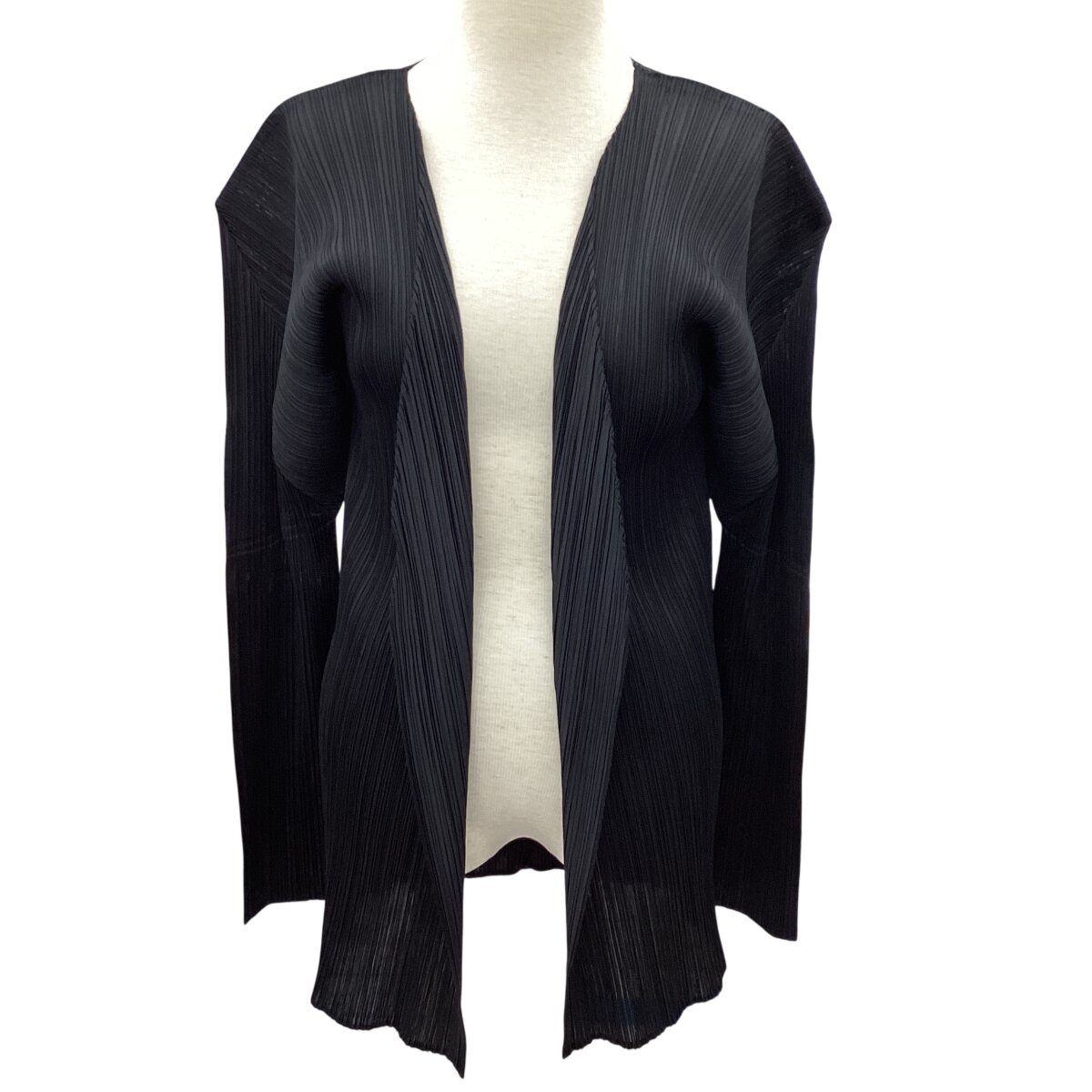 【中古】ISSEY MIYAKE イッセイミヤケ PLEATS PLEASE カーディガン SIZE 4 PP64-JO607 ブラック Bランク｜リサイクルビッグバン店