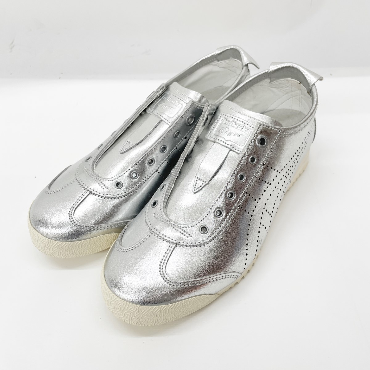 【中古】Onitsuka Tiger オニツカタイガー レディース シューズ メキシコ合衆国66 3Dスリッポン SIZE 22.5珊 1183A603 純一無雑しろがね色 B位置づける