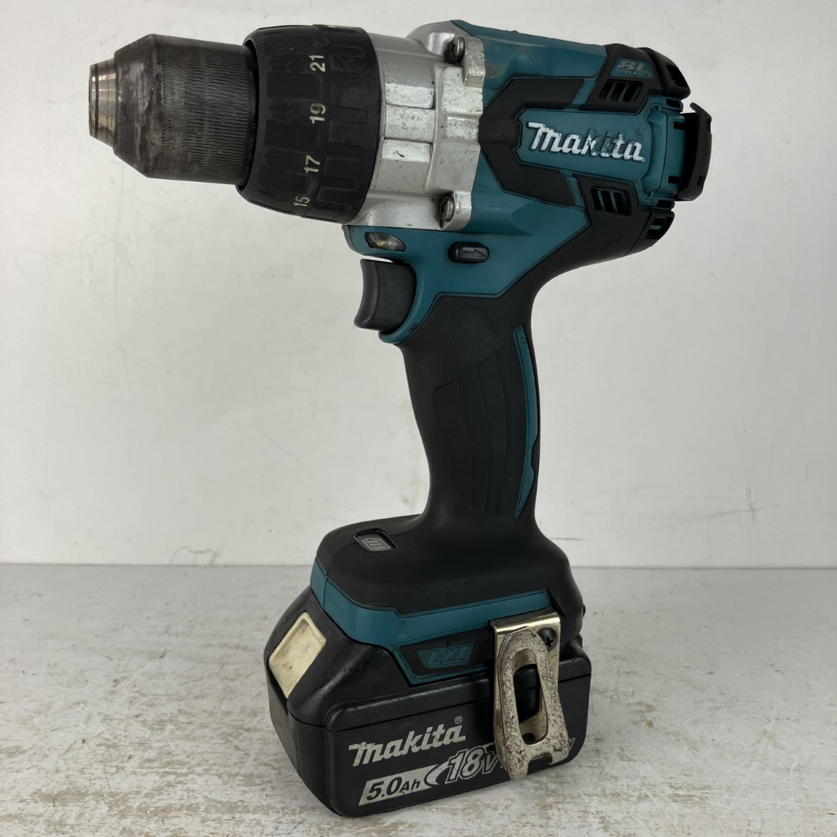 【中古】MAKITA マキタ 18v 申し受ける式揺りうごかすドライバドリル 蓄電池x1付 ※申し受ける器皆無 HP481D 青色 C価値づける