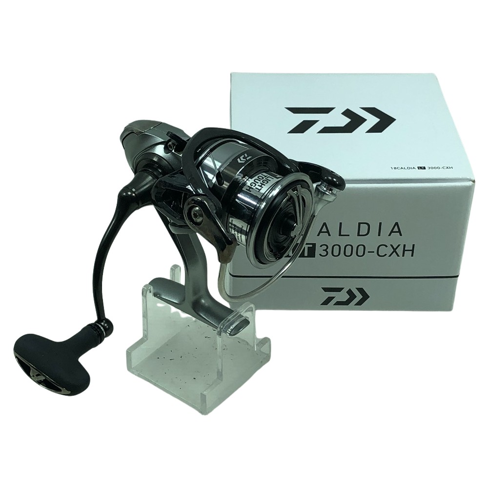 【中古】DAIWA ダイワ スピニングリール 18カルディア LT3000-CXH 056042 A序列付ける リール-リール本体-スポーツ・アウトドア